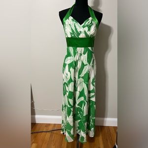 Donna Ricco green floral print size 6 cocktail dress